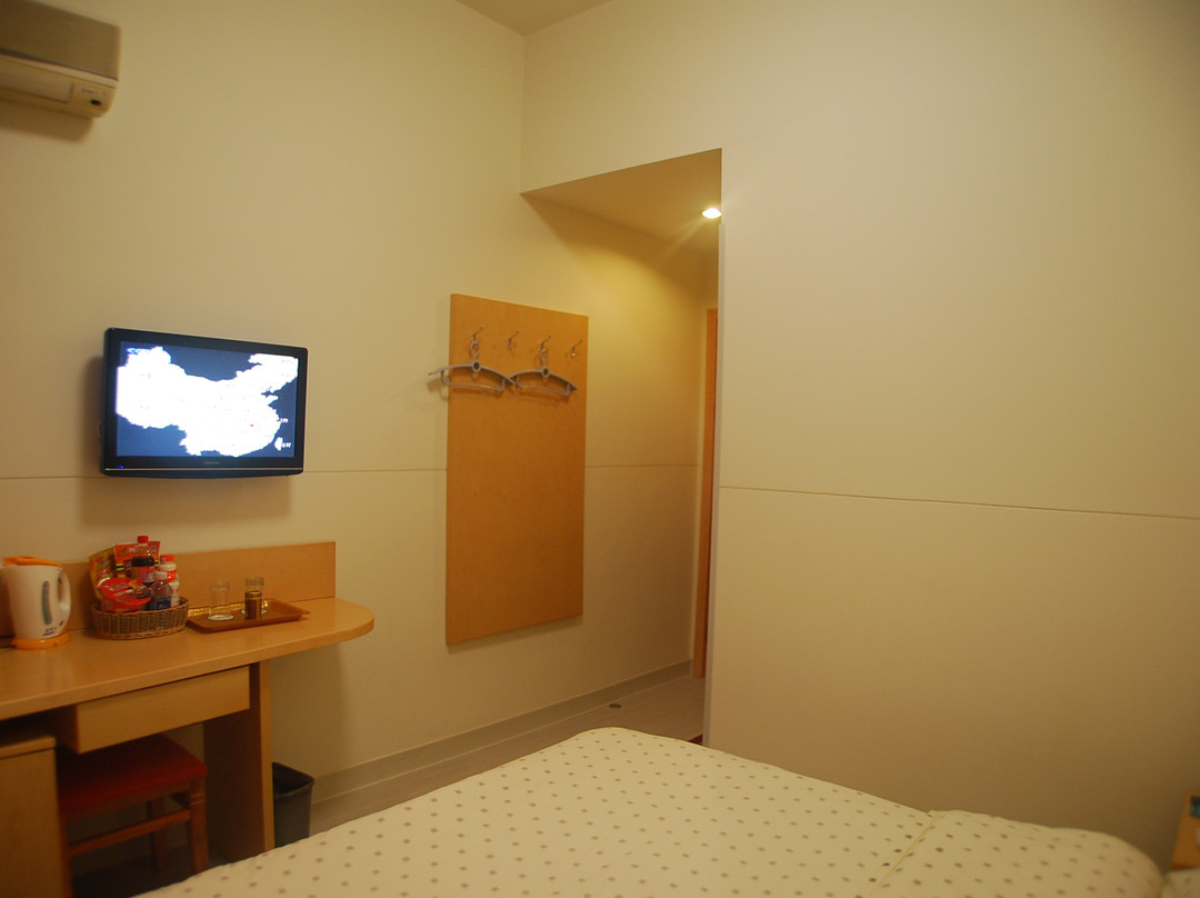 军转大酒店主图