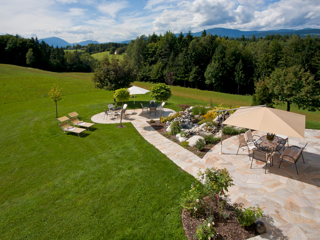 Appartements & Zimmer Almhof主图