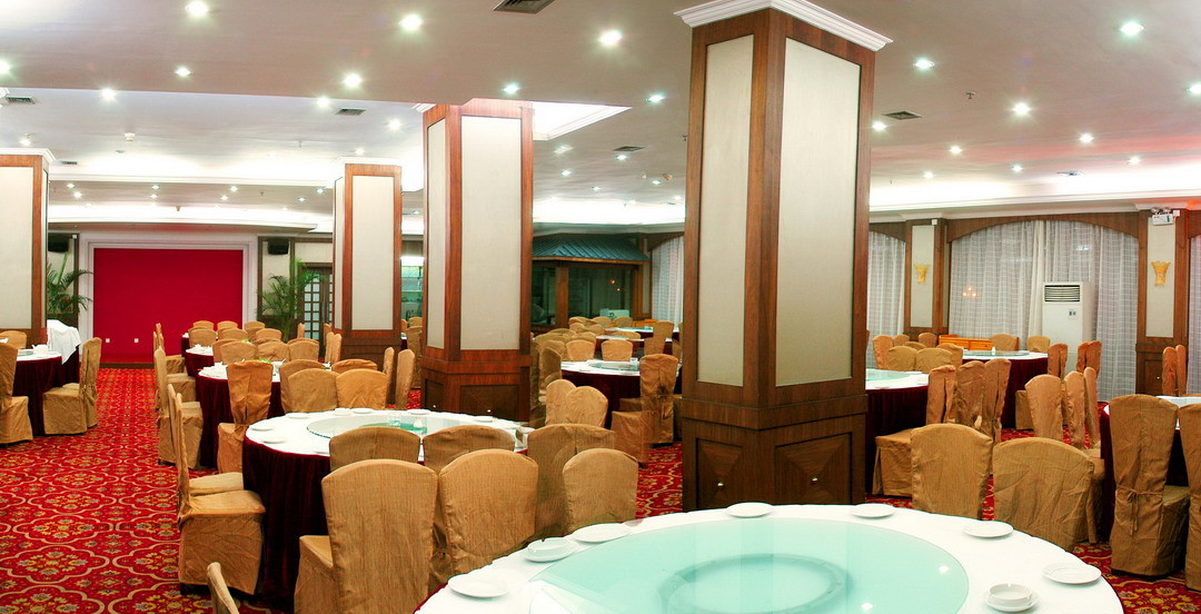 西双版纳财鑫大酒店主图