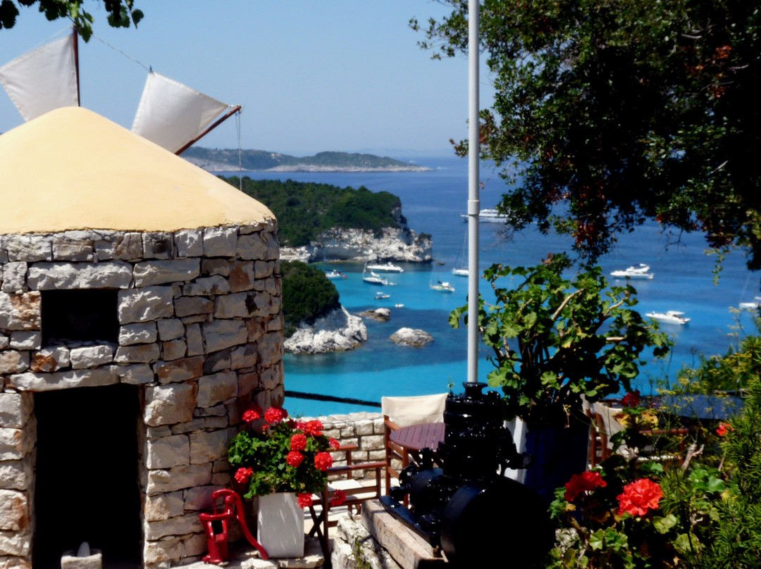 Panos Boats & Trips-Loggos必去景点