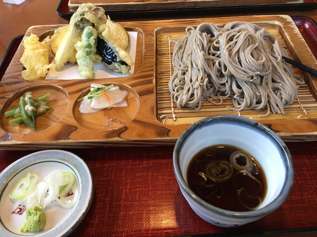 越後十日町小嶋屋新潟店