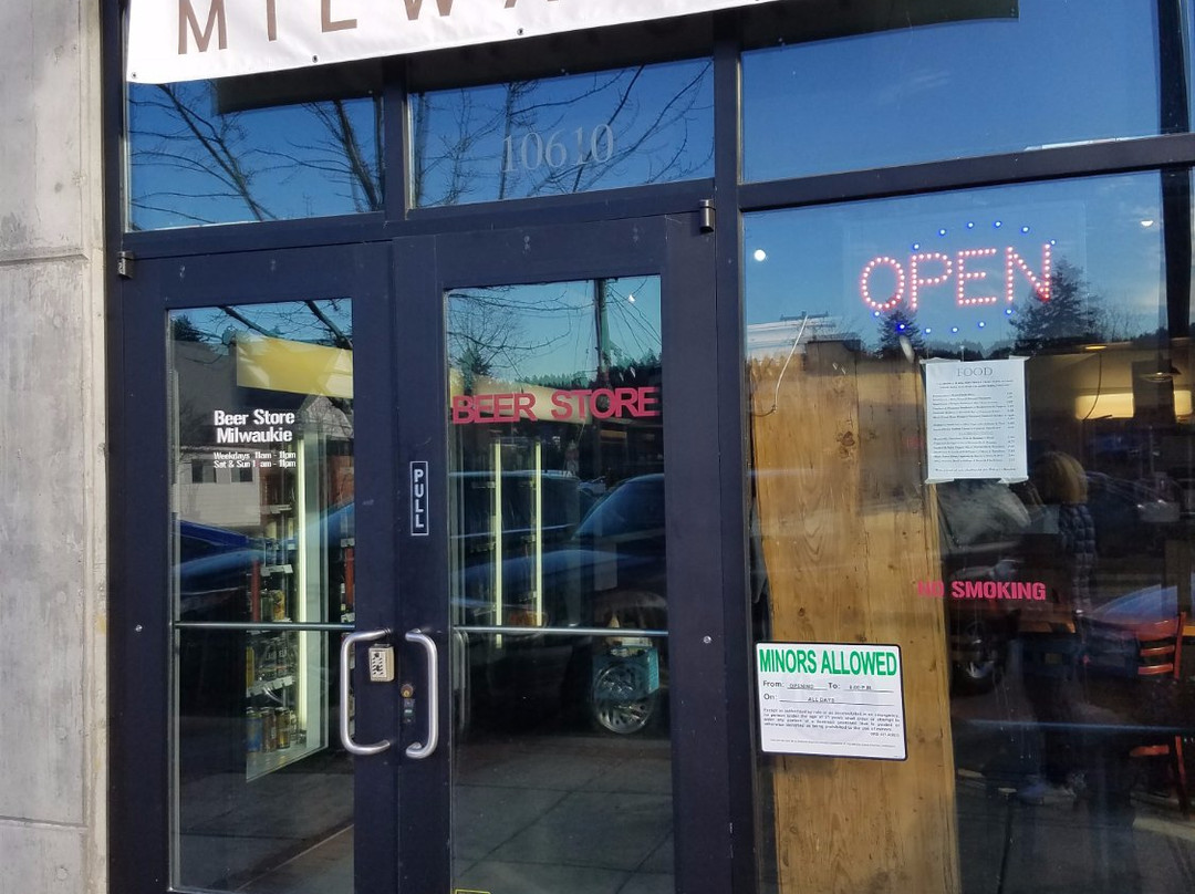 Beer Store Milwaukie