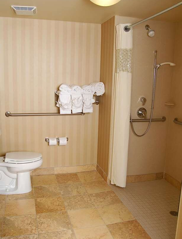 摩拜尔普罗维登斯公园/机场希尔顿恒庭旅馆&套房酒店主图