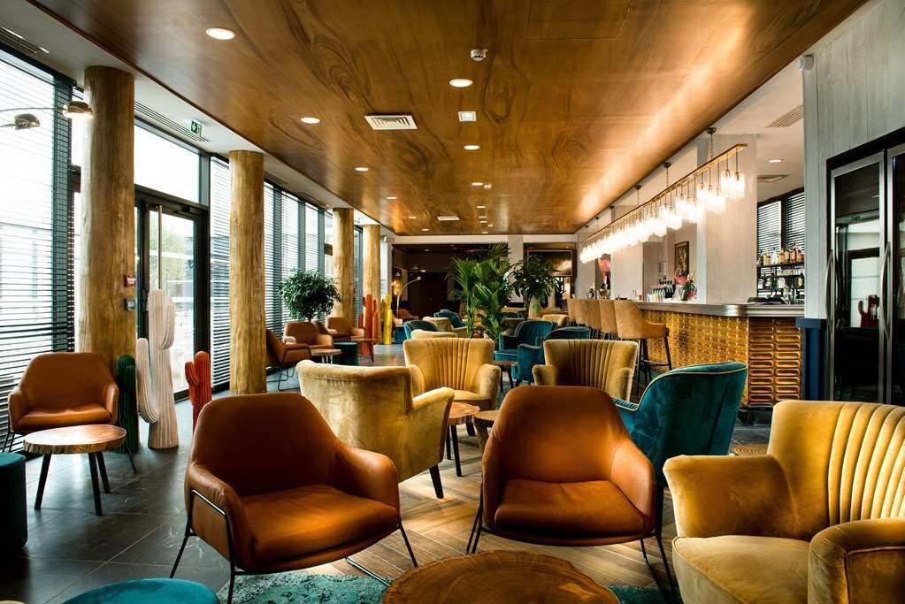 罗纳酒店住宿-Kopster Hotel