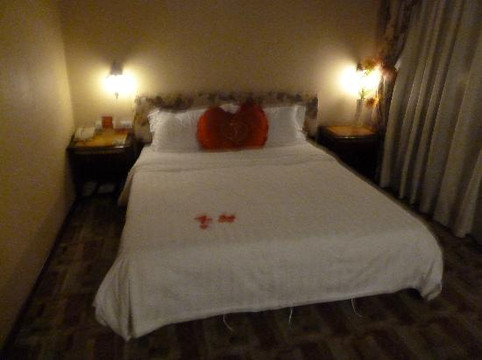 勃莱梅酒店(中央大街索菲亚教堂店)主图