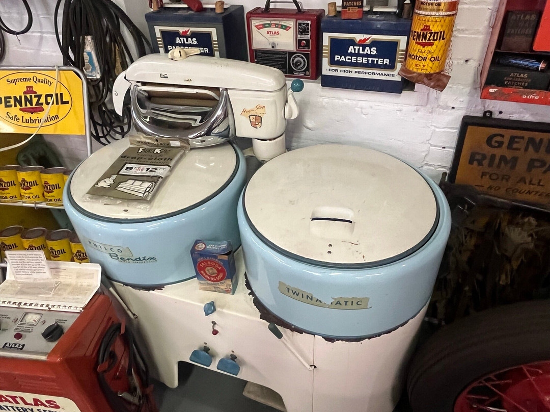 Jerry's Classic Cars and Collectibles Museum景点图片