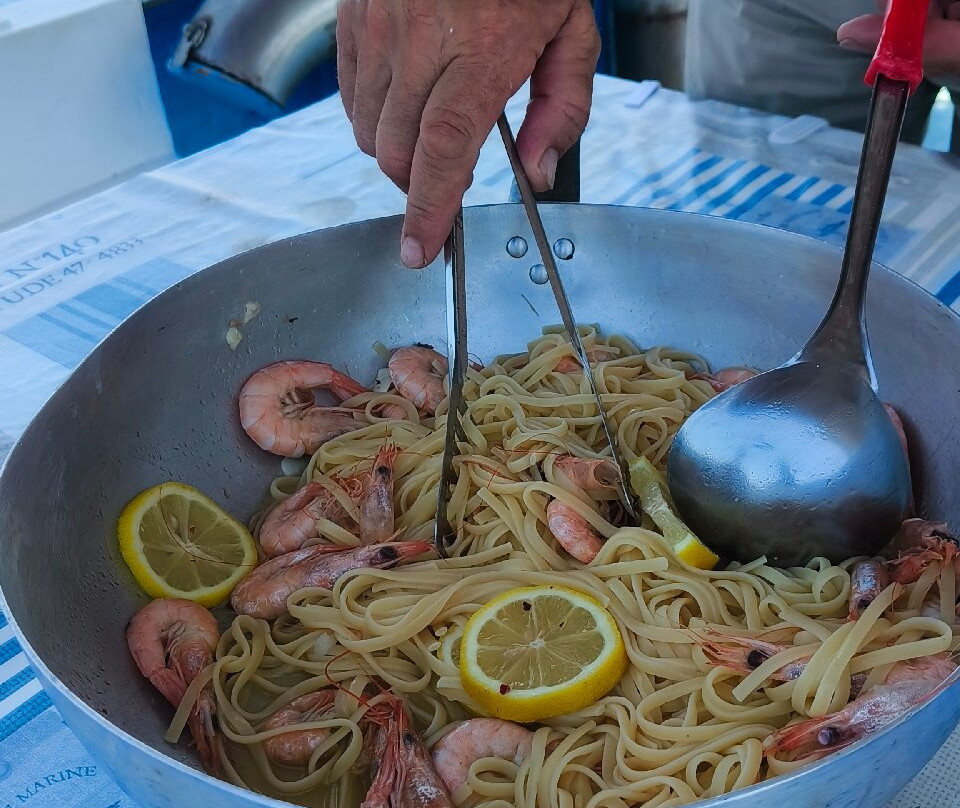 Jump pescaturismo-圣马尔盖里塔利古雷必去景点
