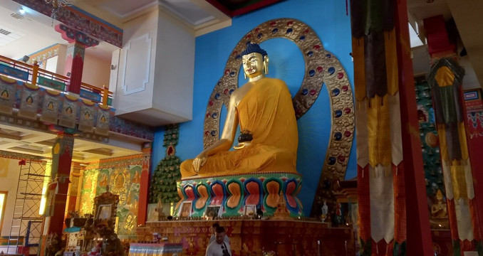 Buddha Shakyamuni Golden Abode-Elista必去景点