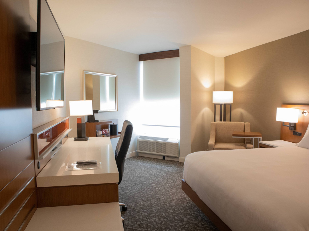 Delta Hotels By Marriott Allentown Lehigh Valley主图
