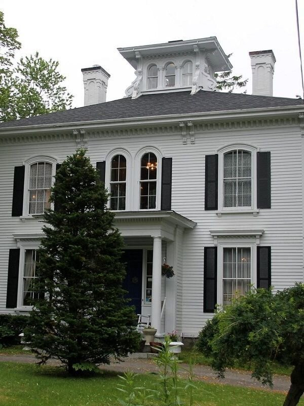 The Homeport Inn & Tavern主图