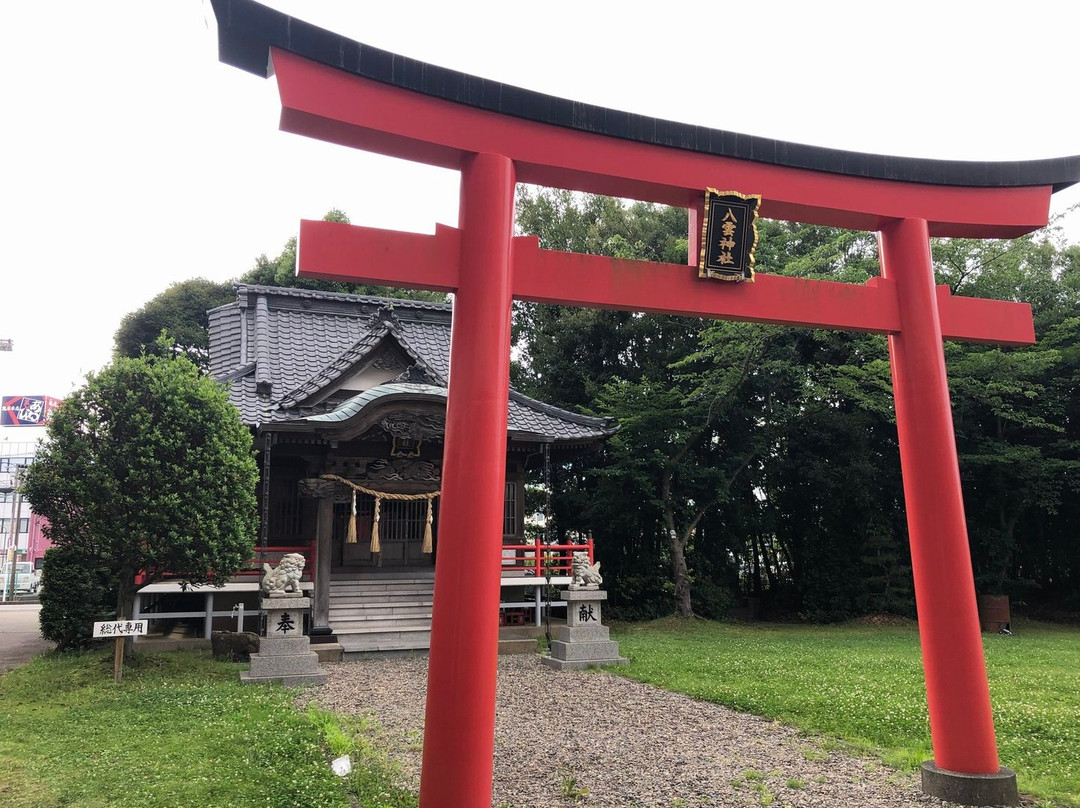 Yakumo Shrine-鸭川市必去景点