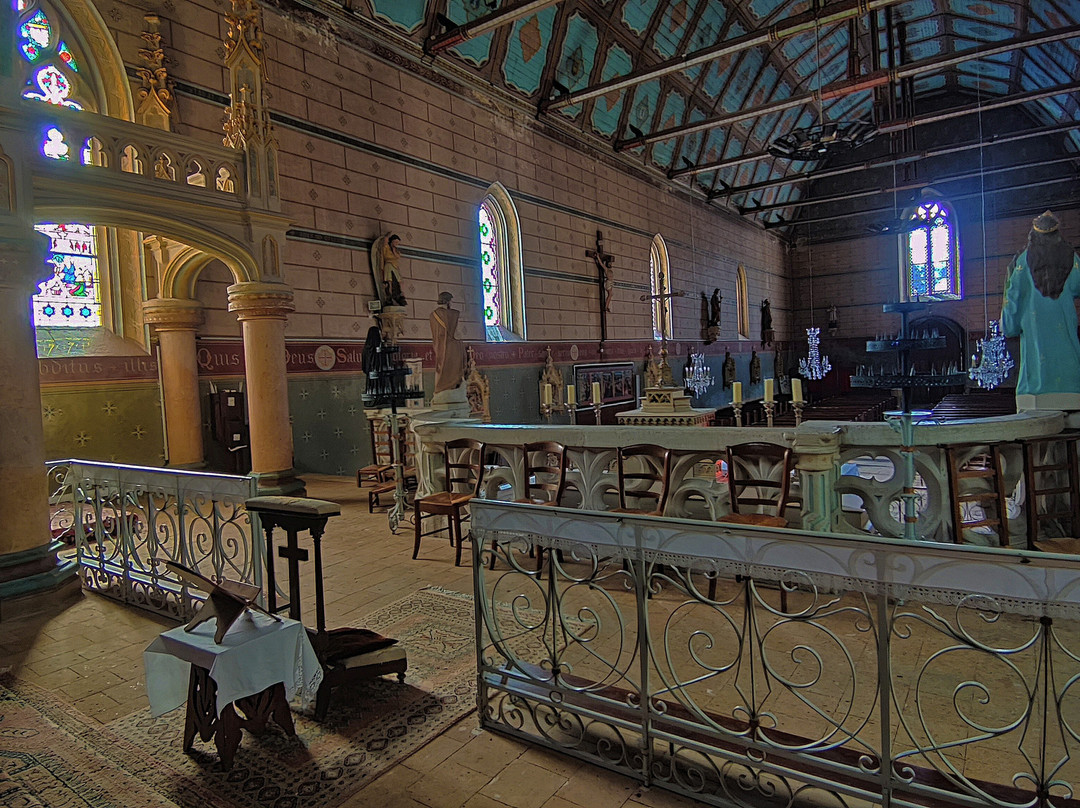Église Saint Jean Baptiste-Villedieu-le-Chateau必去景点
