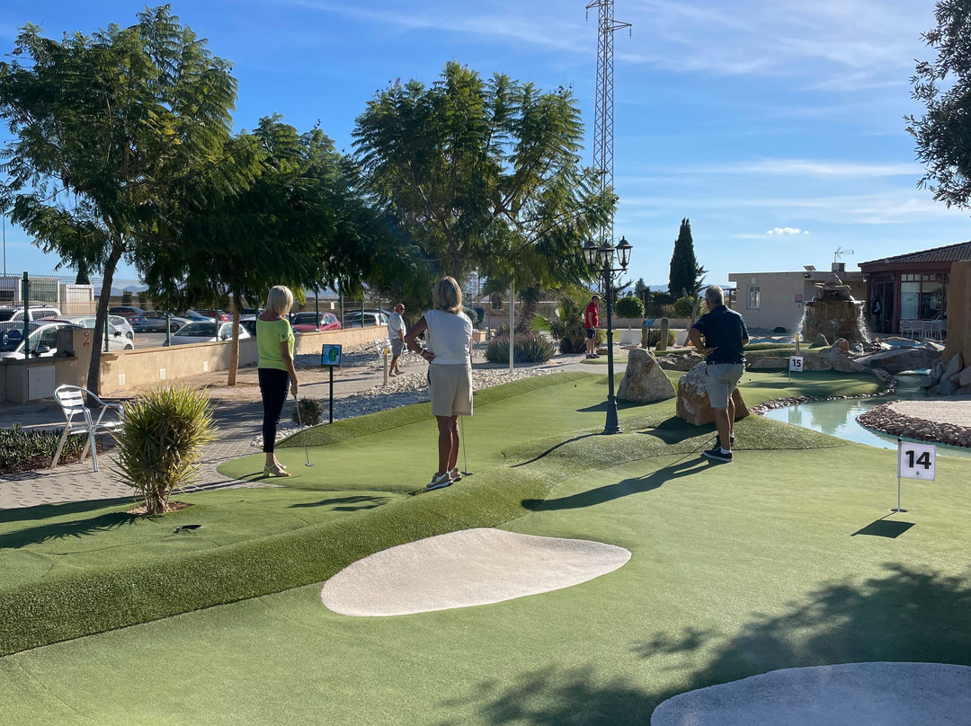 Golf Delux-洛斯阿尔卡萨雷斯必去景点