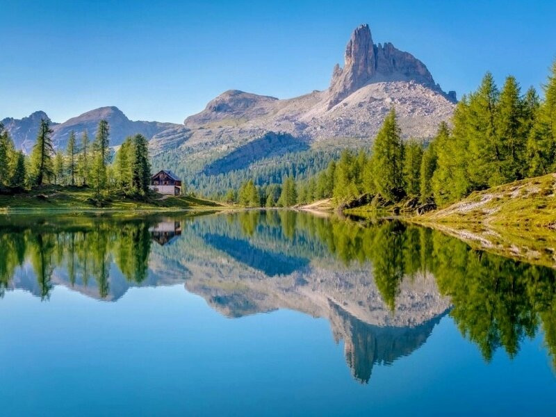 Lago di Federa-科尔蒂纳丹佩佐必去景点