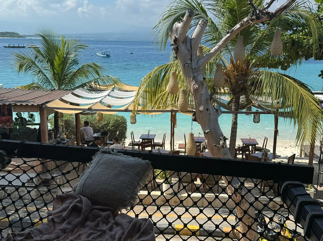 吉利特拉旺安娜塔亚酒店主图