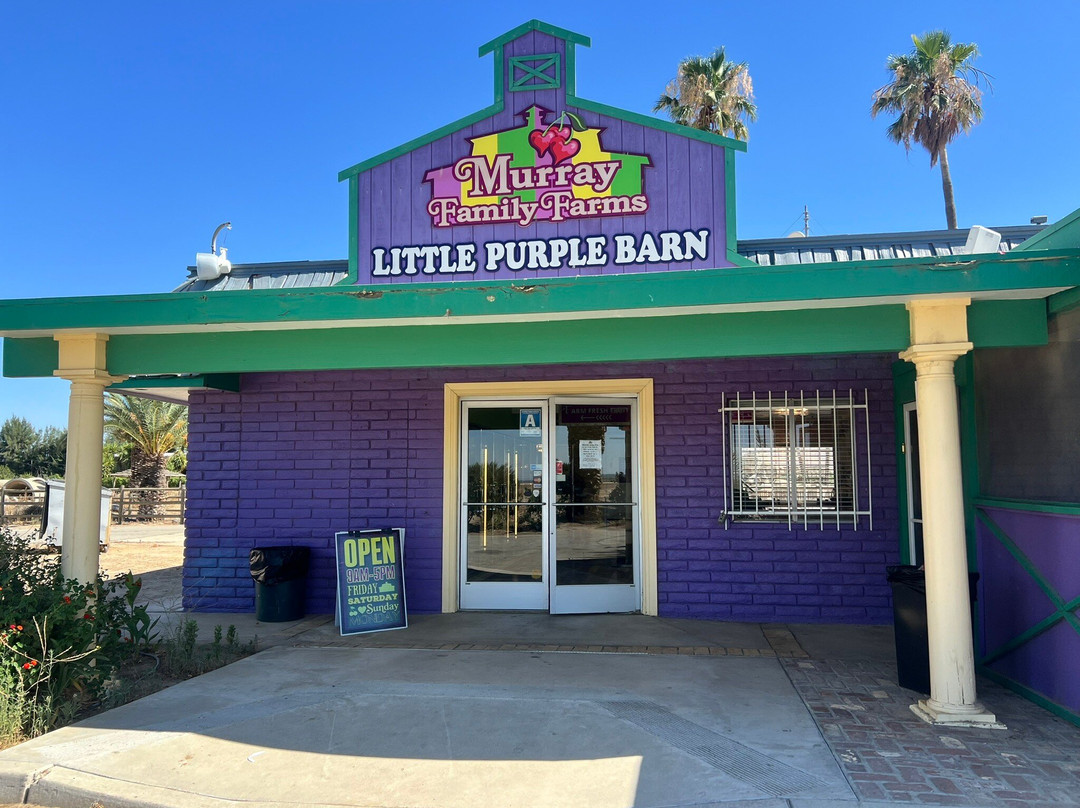 Murray Family Farms, The Big Red Barn-贝克斯菲尔德必去景点