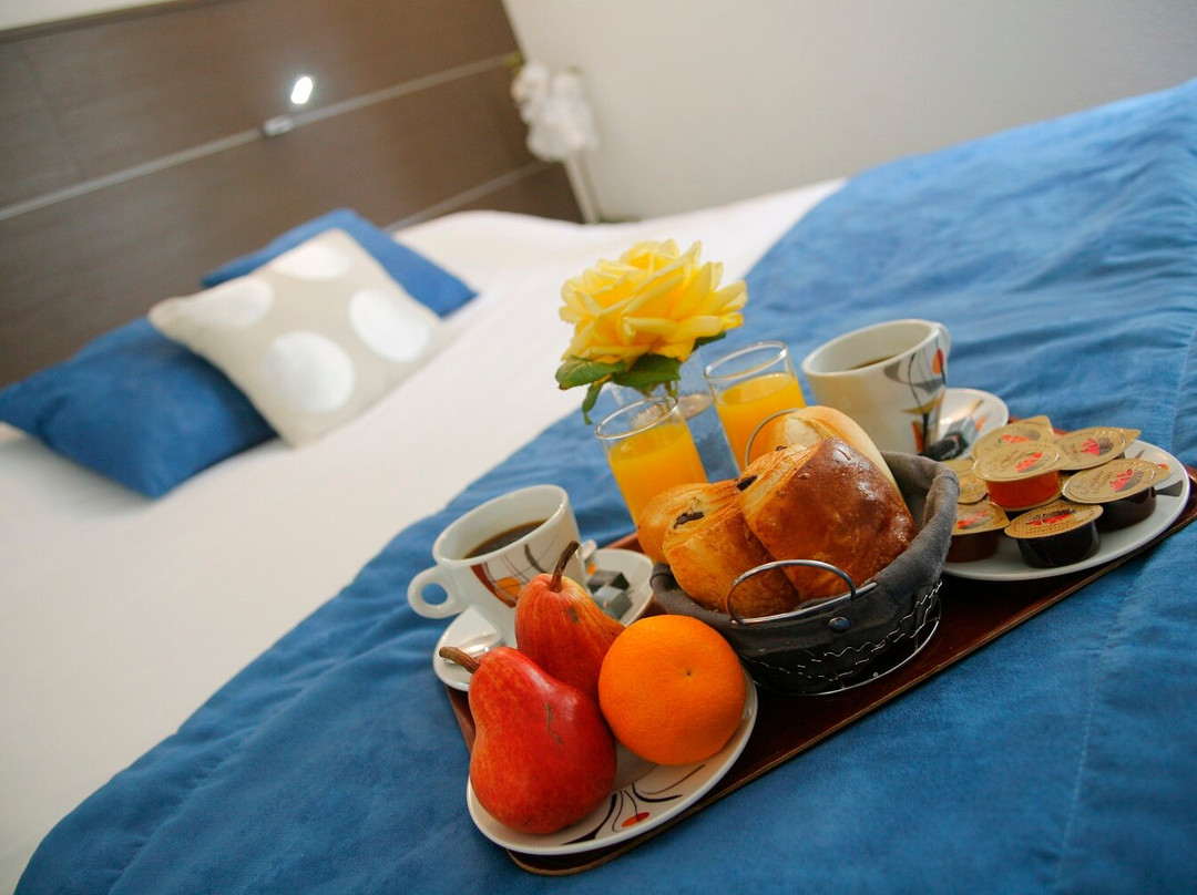 Hotel Gil de France主图