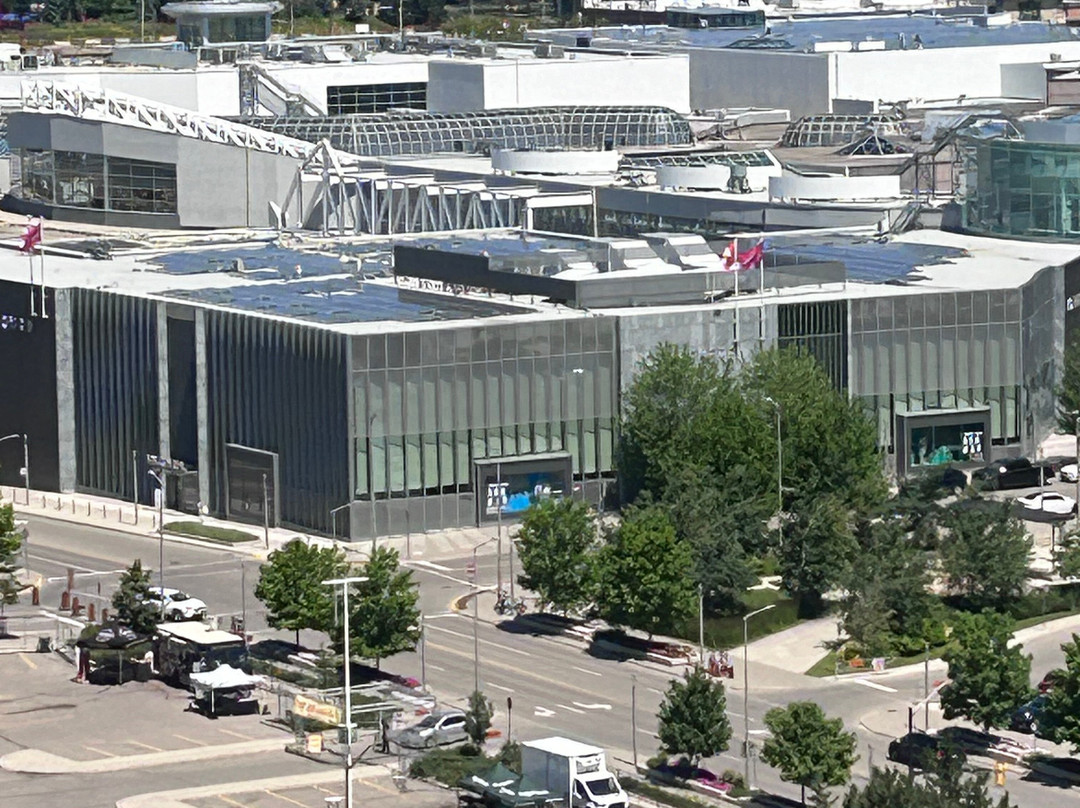 Square One Shopping Centre-米西索加必去景点