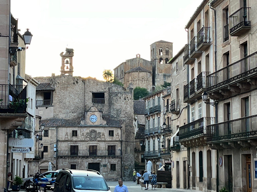 Plaza Mayor de Sepulveda景点图片