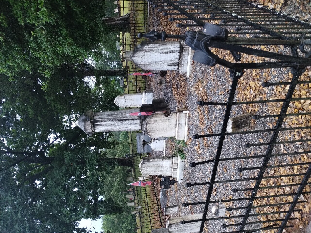 Mount Hope Cemetery-达洛尼加必去景点