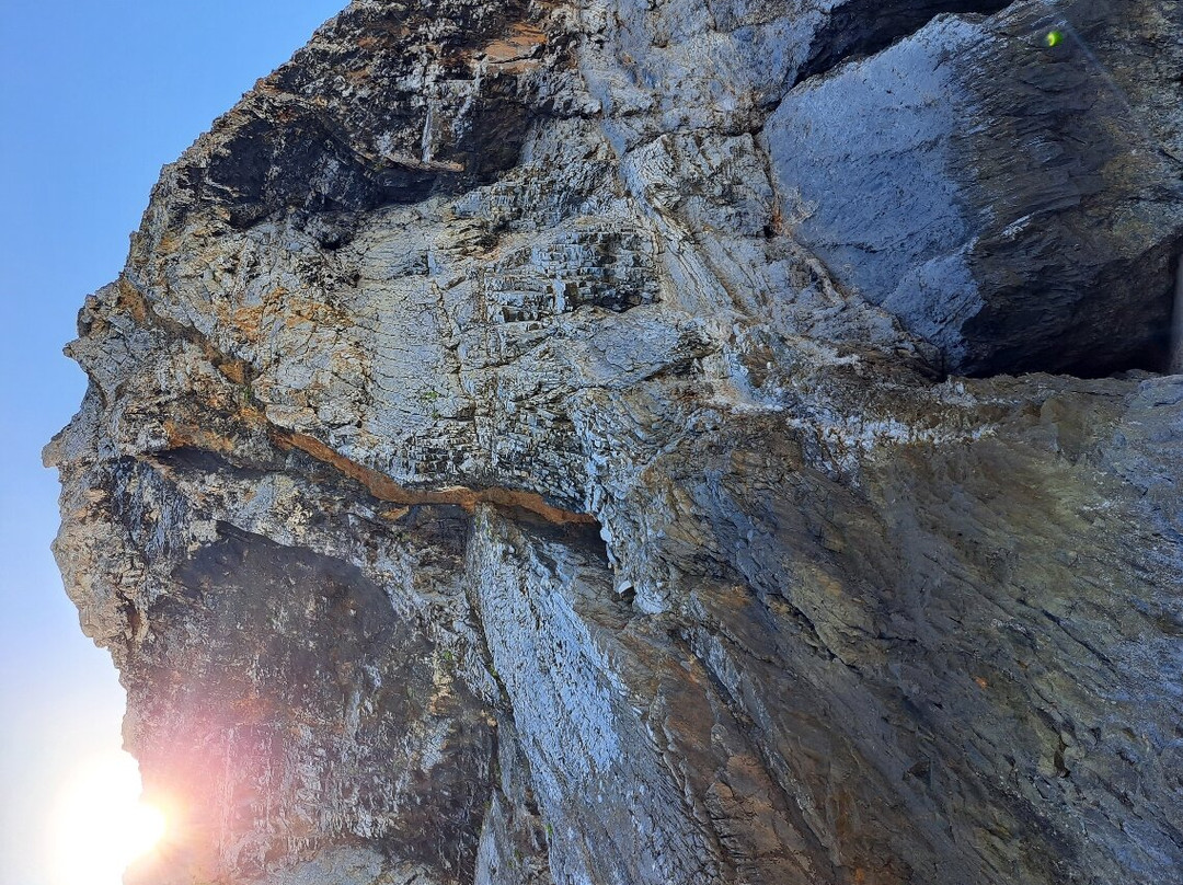 Praia da Adraga景点图片