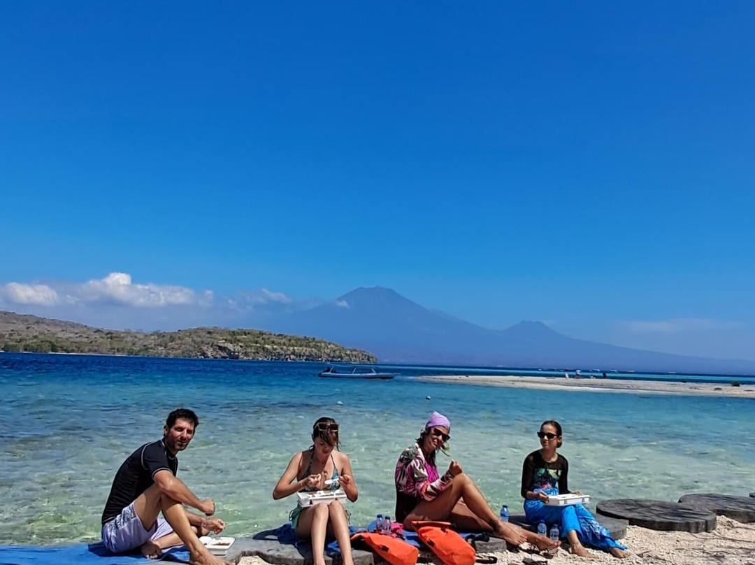 Made Taro - Menjangan Homestay主图