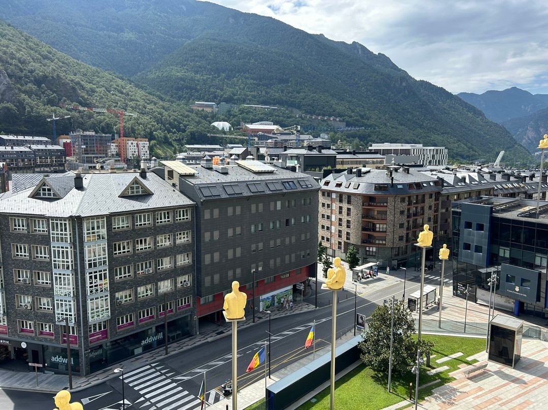 Plaza del Poble-安道尔城必去景点