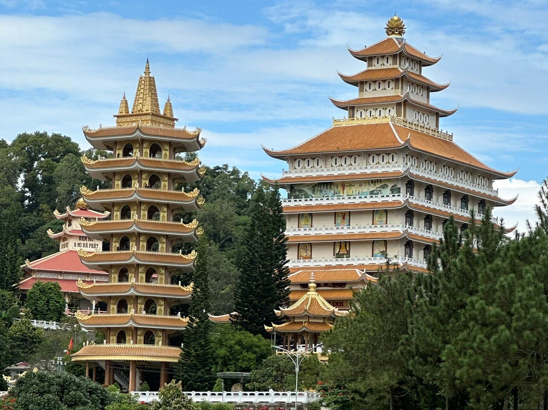 Chùa Vạn Linh-Tinh Bien必去景点