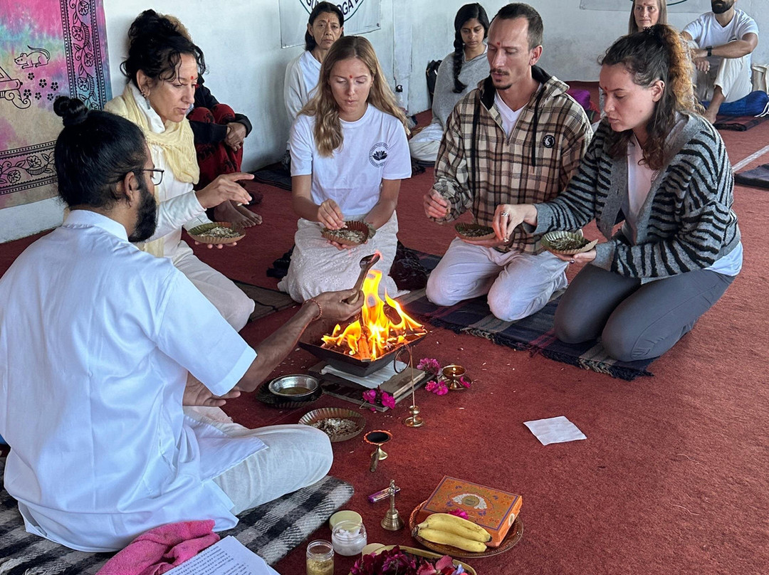 Sarvaguna Yoga Dharamsala景点图片