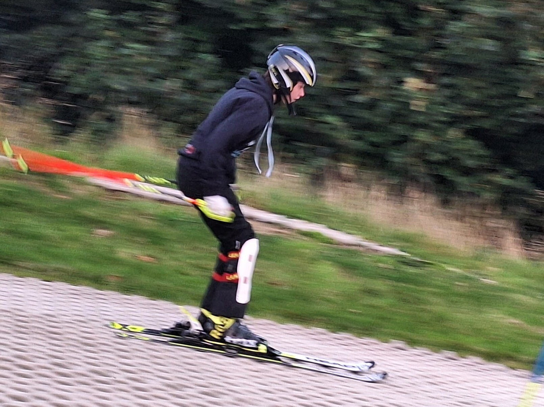 Polmonthill Snowsports Centre-福尔柯克必去景点