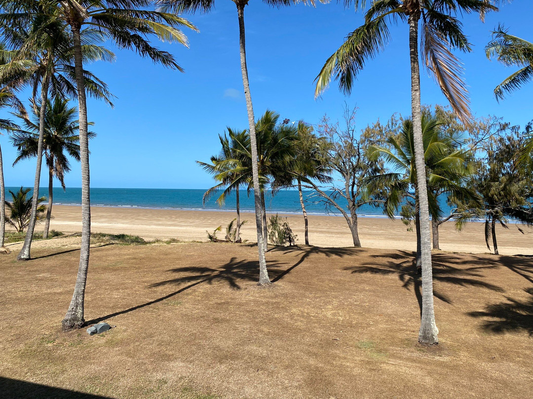 Sarina Beach Motel主图