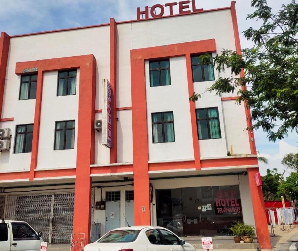 S&P Hotel
