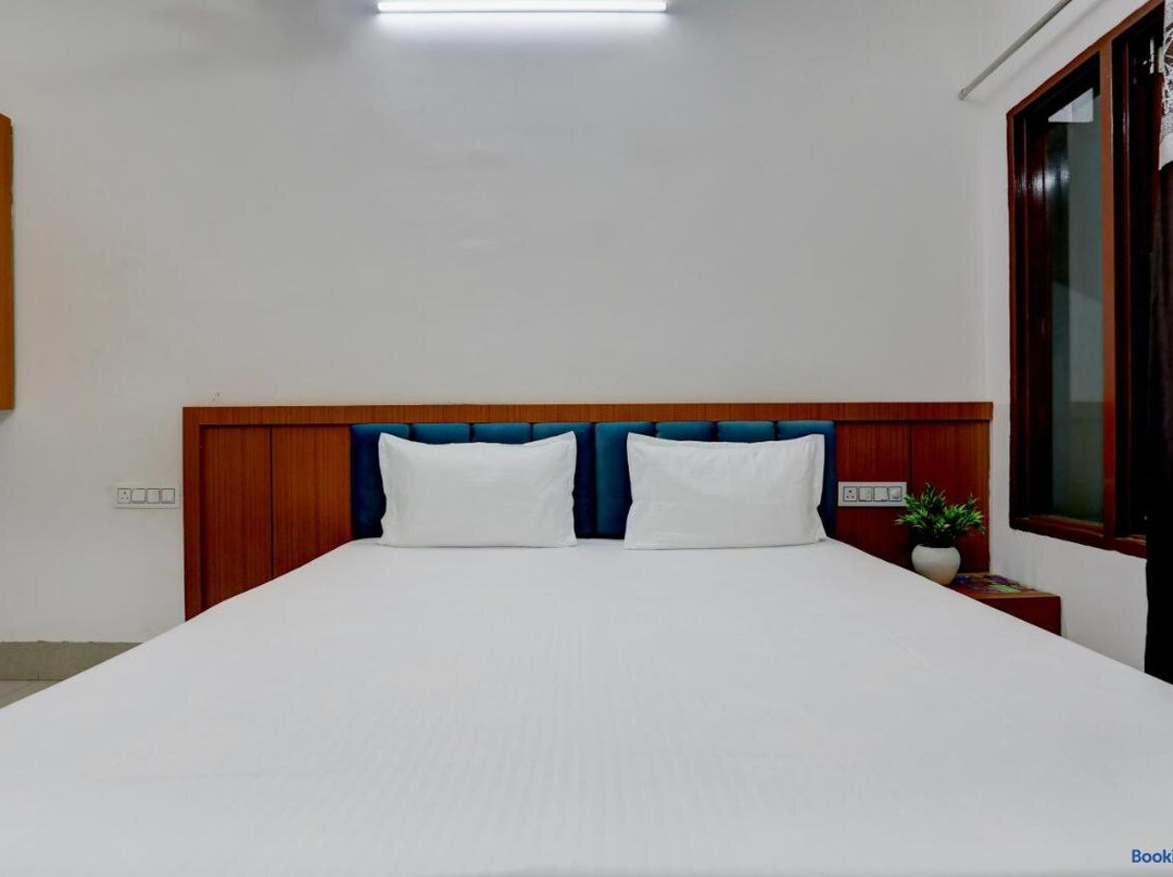 Spot On Monga Hotel & Paradise