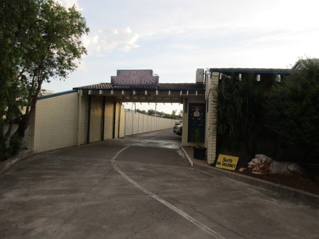 The Plains Motor Inn主图