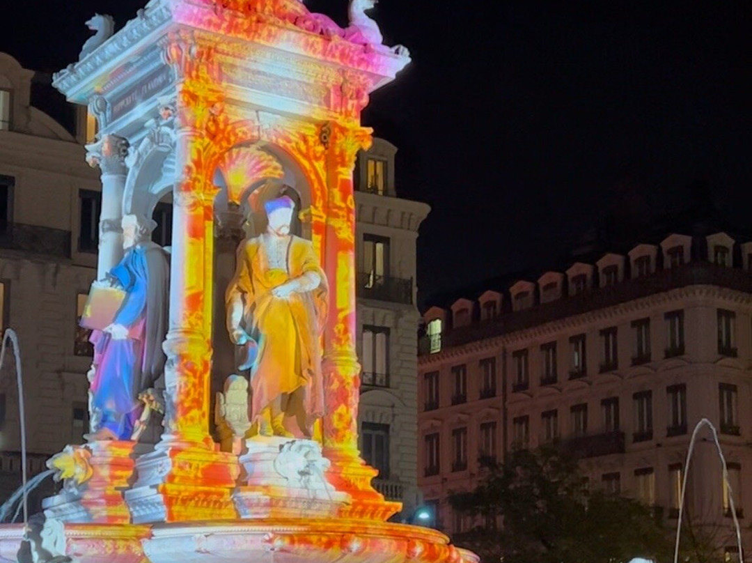 La Place des Jacobins-里昂必去景点