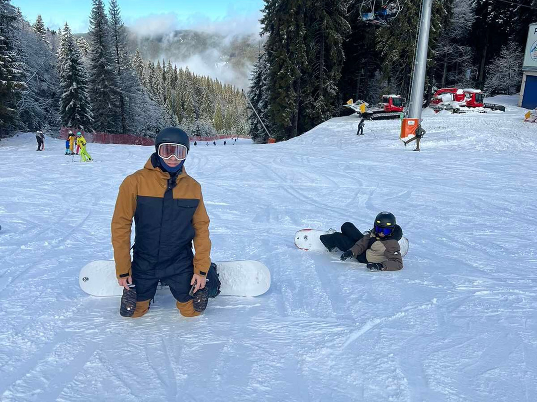 reSTART zona 82 SKI & SNOWBOARD SCHOOL-帕泊洛沃必去景点
