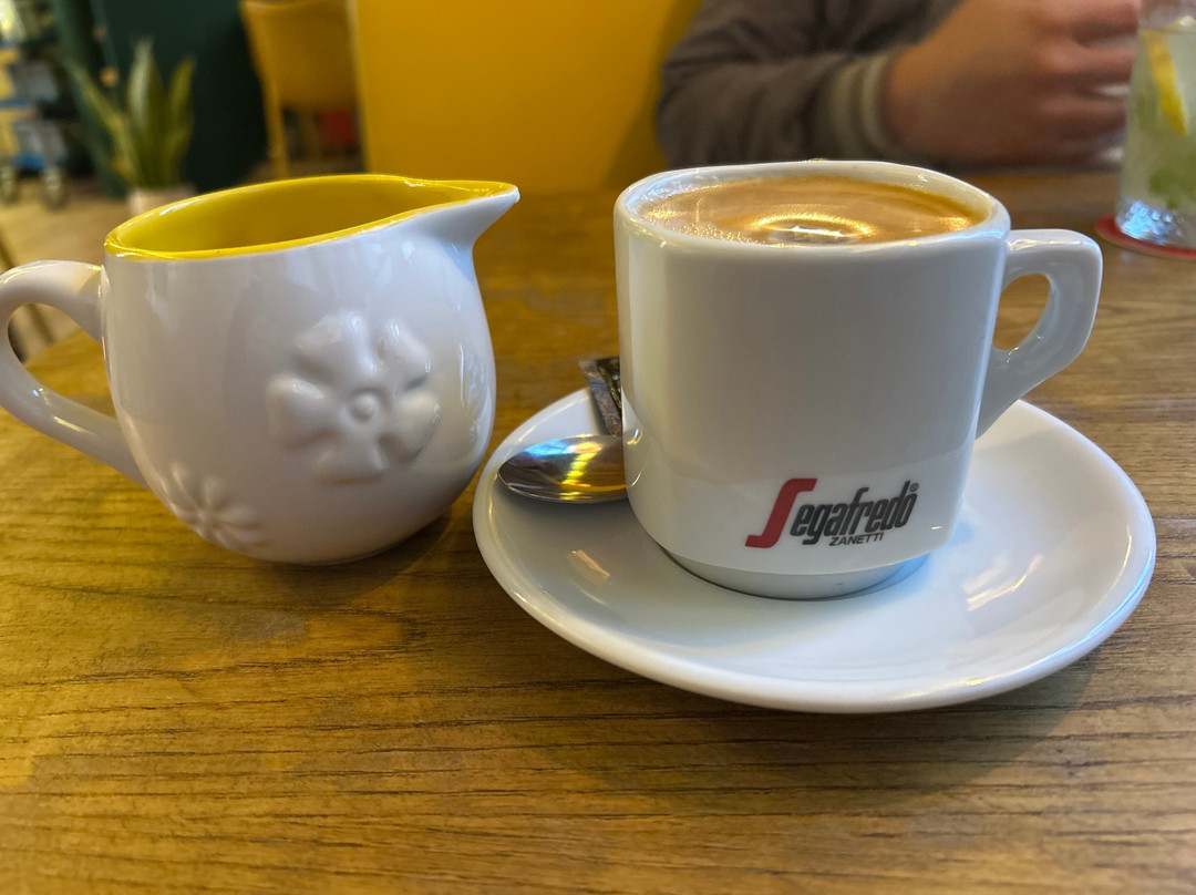 DELI DELI Mighty Food for Mighty People