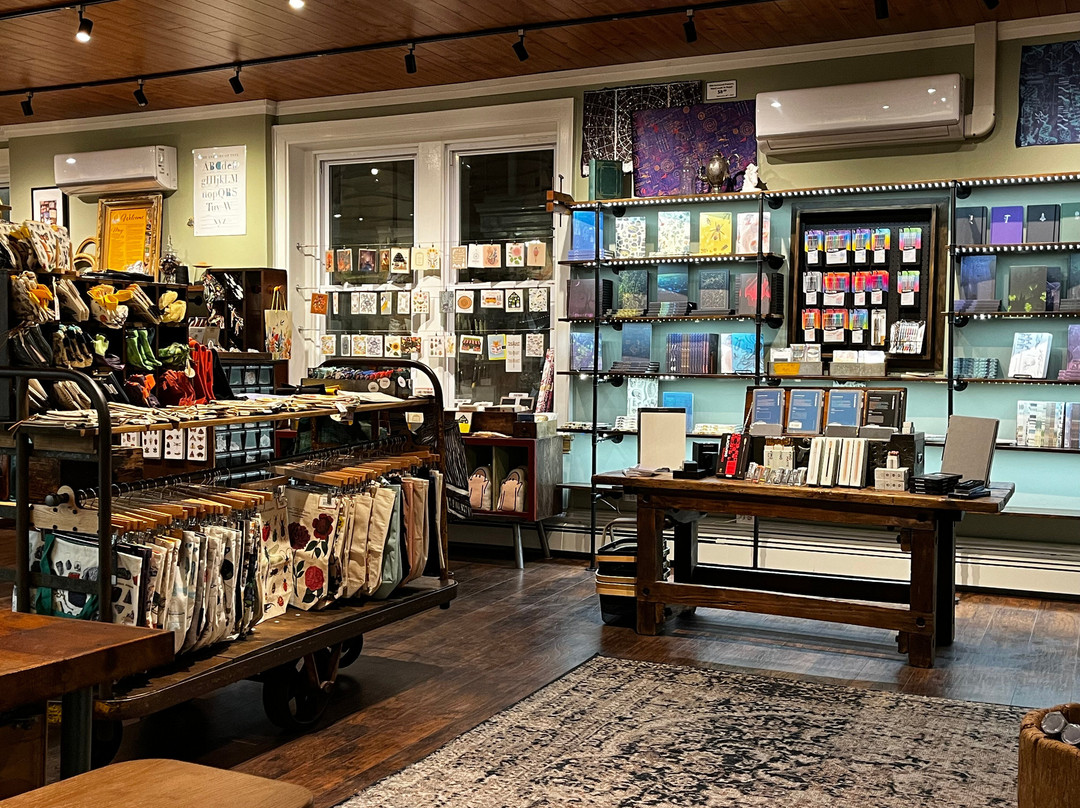 Of Aspen Curated Gifts景点图片