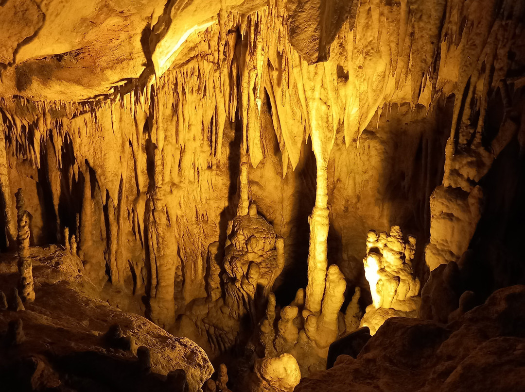 Kastria Cave of the Lakes景点图片