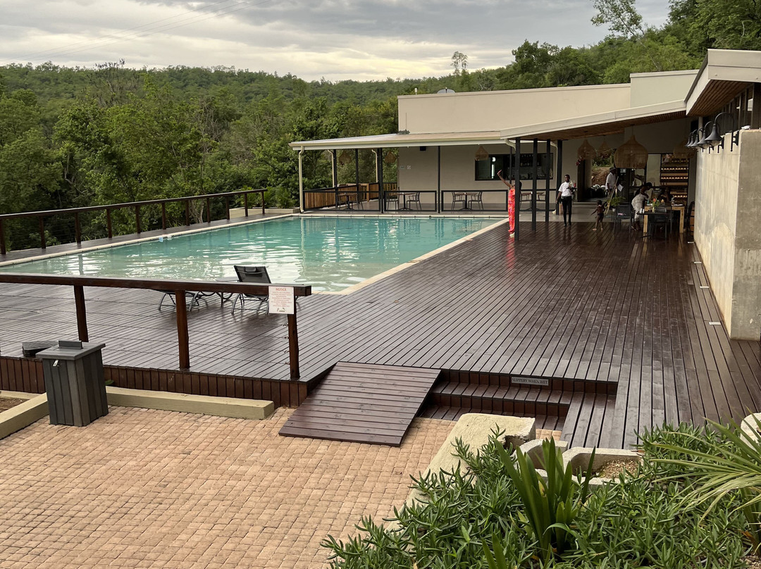 Bushbaby Valley Lodge