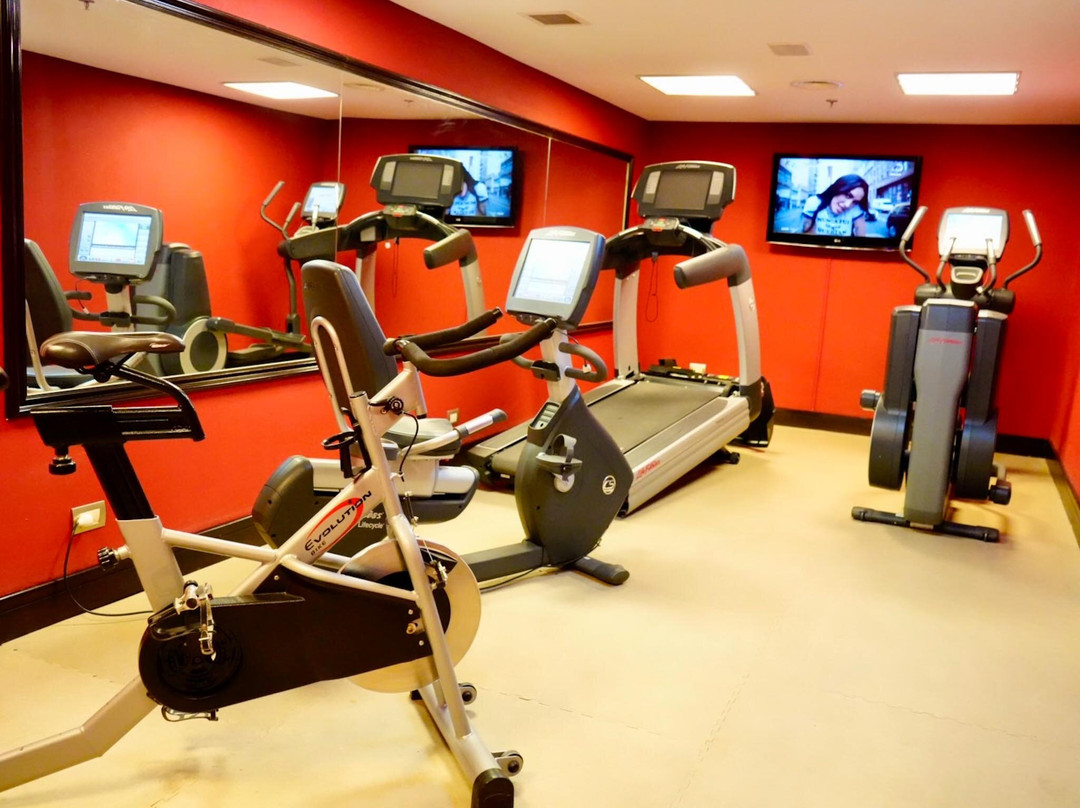 MAC Royal Suites主图