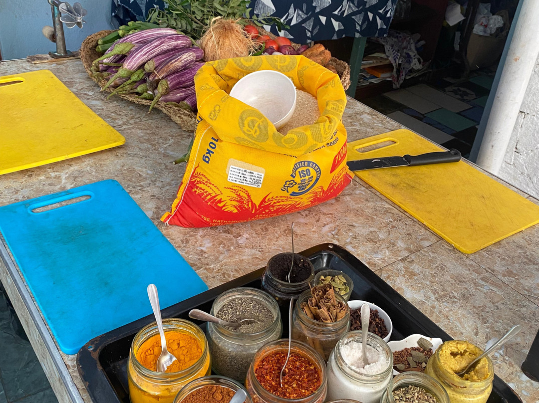 cook with wasantha-乌纳瓦图纳必去景点