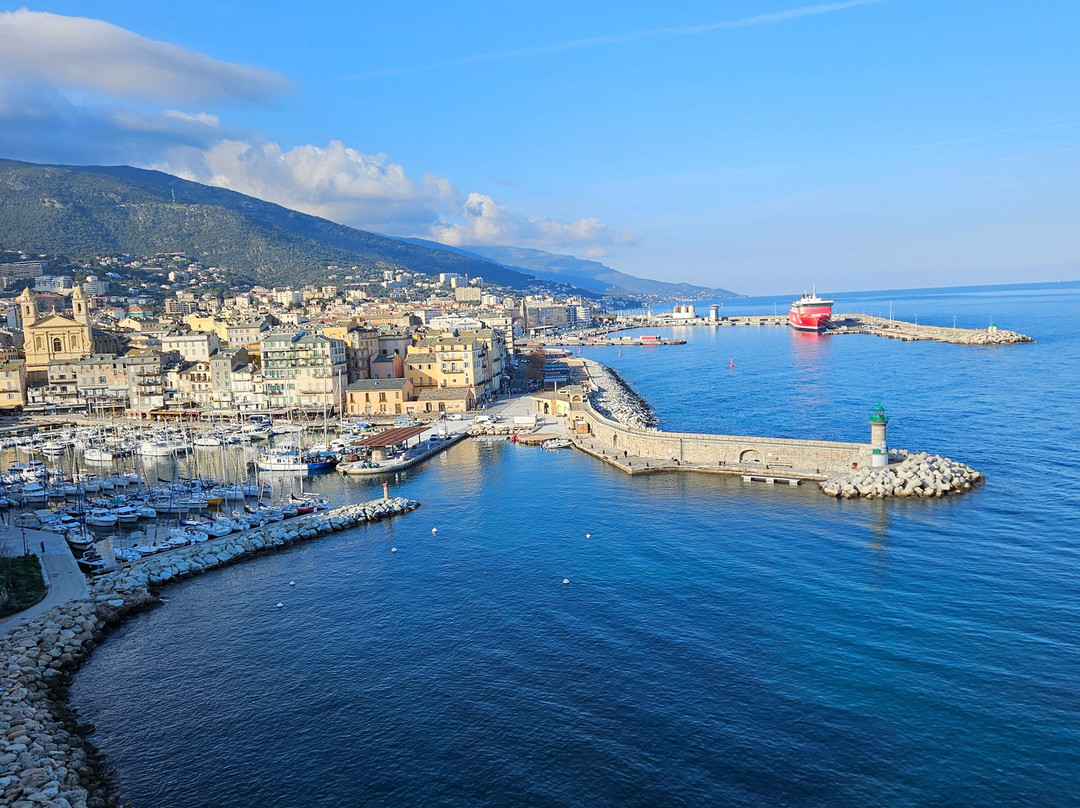 Hotel Des Gouverneurs主图