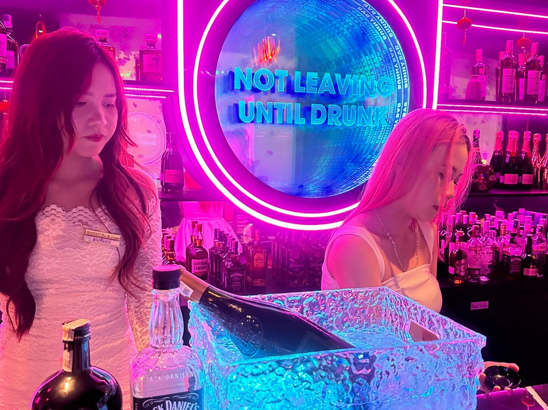 Bunny Bar & Lounge