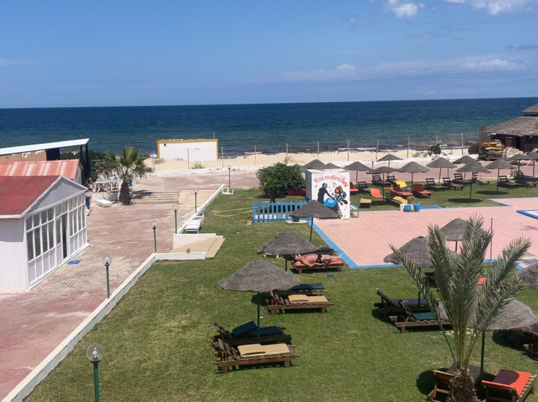 Neptunia Beach主图