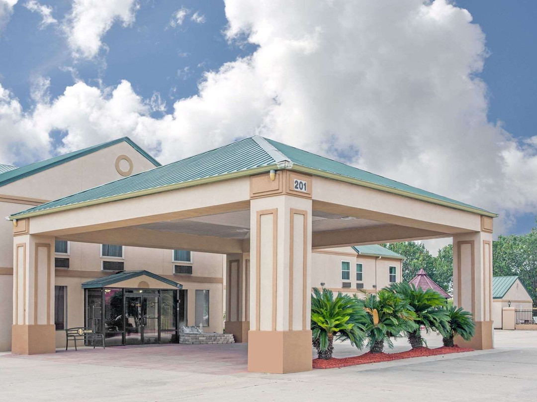 Days Inn by Wyndham Denham Springs-Baton Rouge East