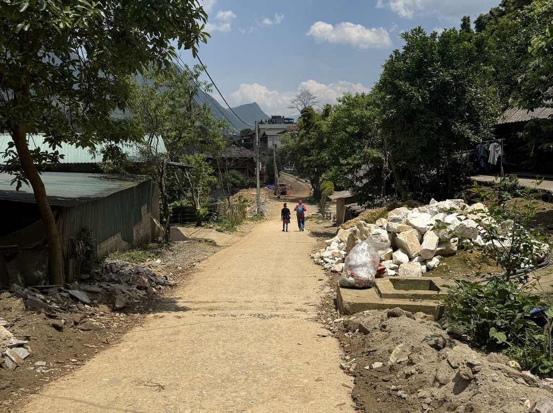 SaPa Trekking With Sue景点图片