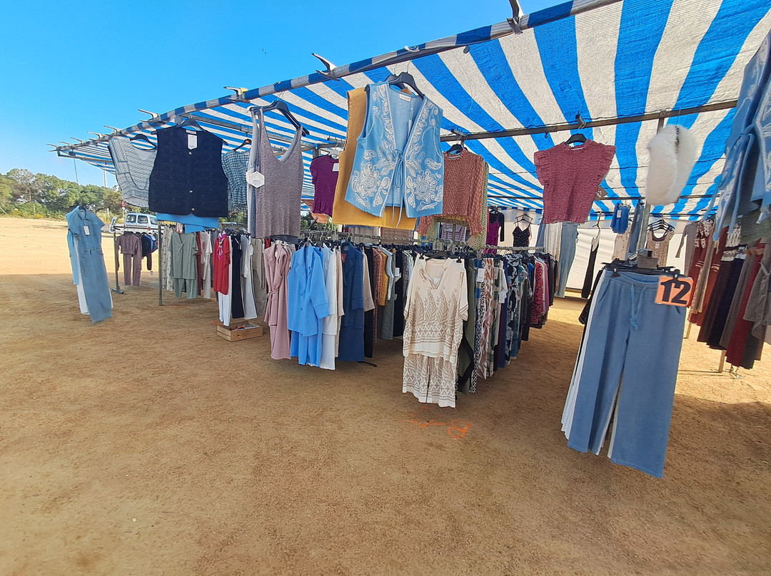 Mercadillo Martes-奇克拉纳－德拉弗龙特拉必去景点