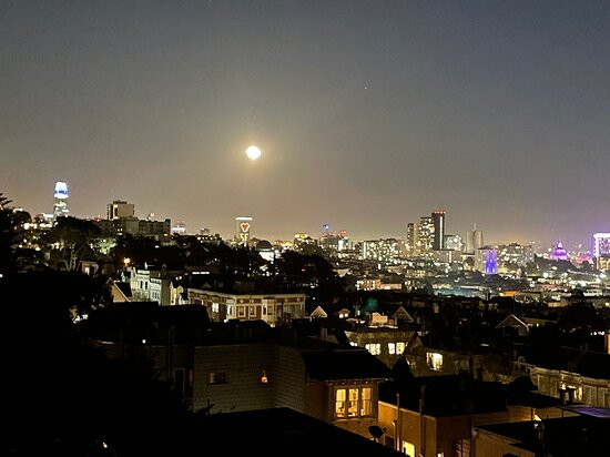 迪瑞斯科酒店主图