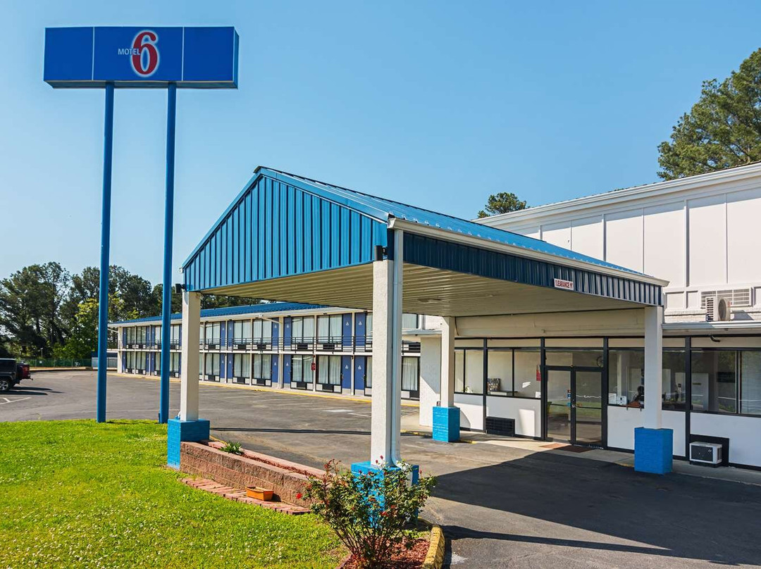 Motel 6 Cleveland TN